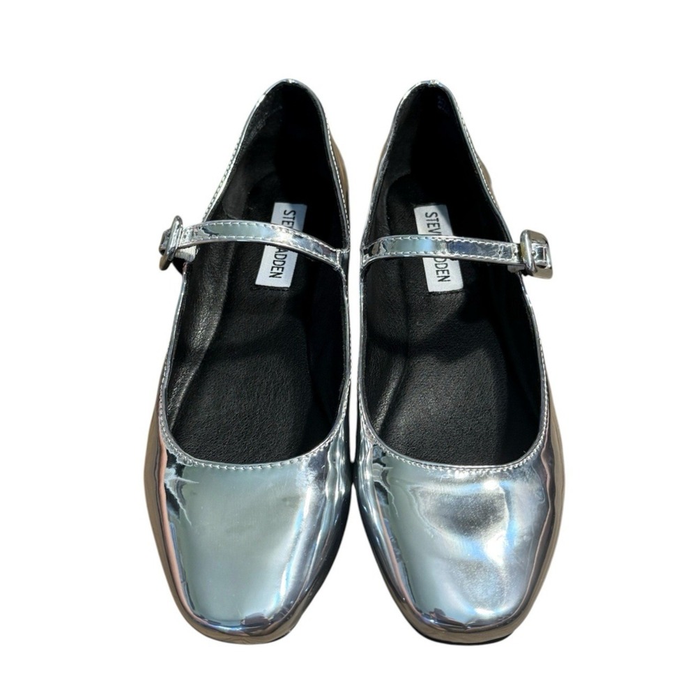 Steve Madden Shiny Metallic Silver Flats Mary Jane Buckle Shoes Women's Size 7